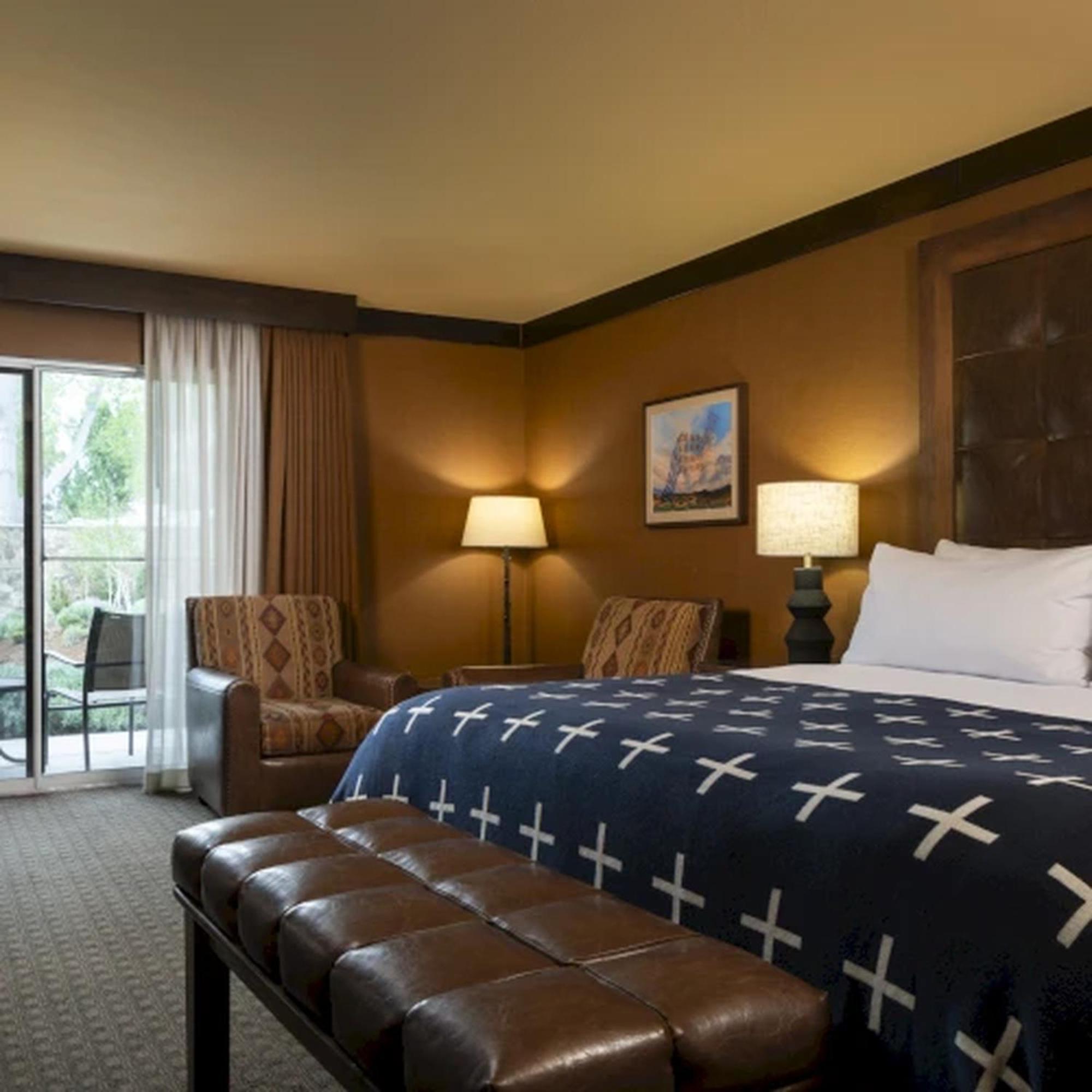 Wayfinder Hotel Bishop