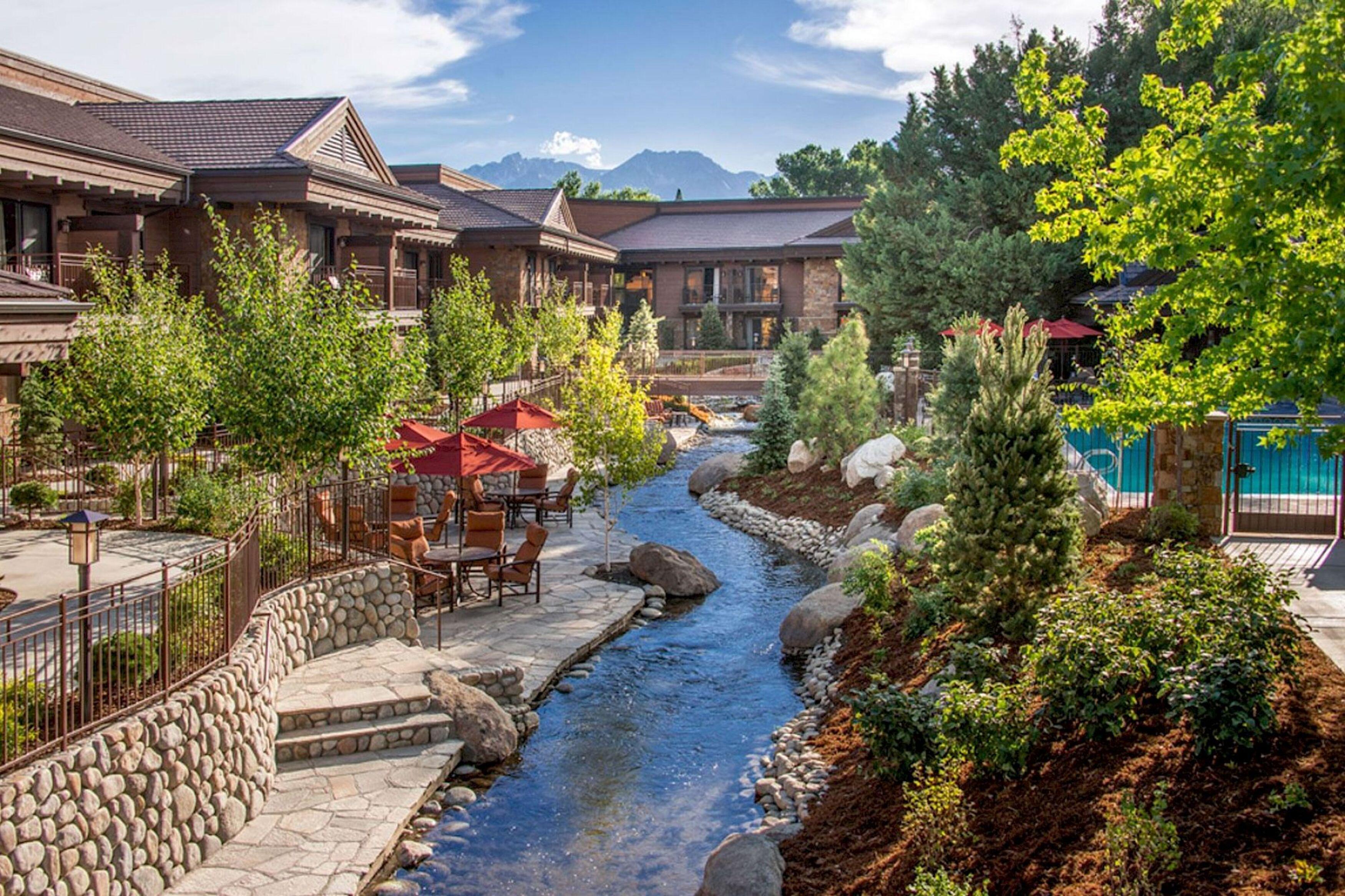 Wayfinder Hotel Bishop