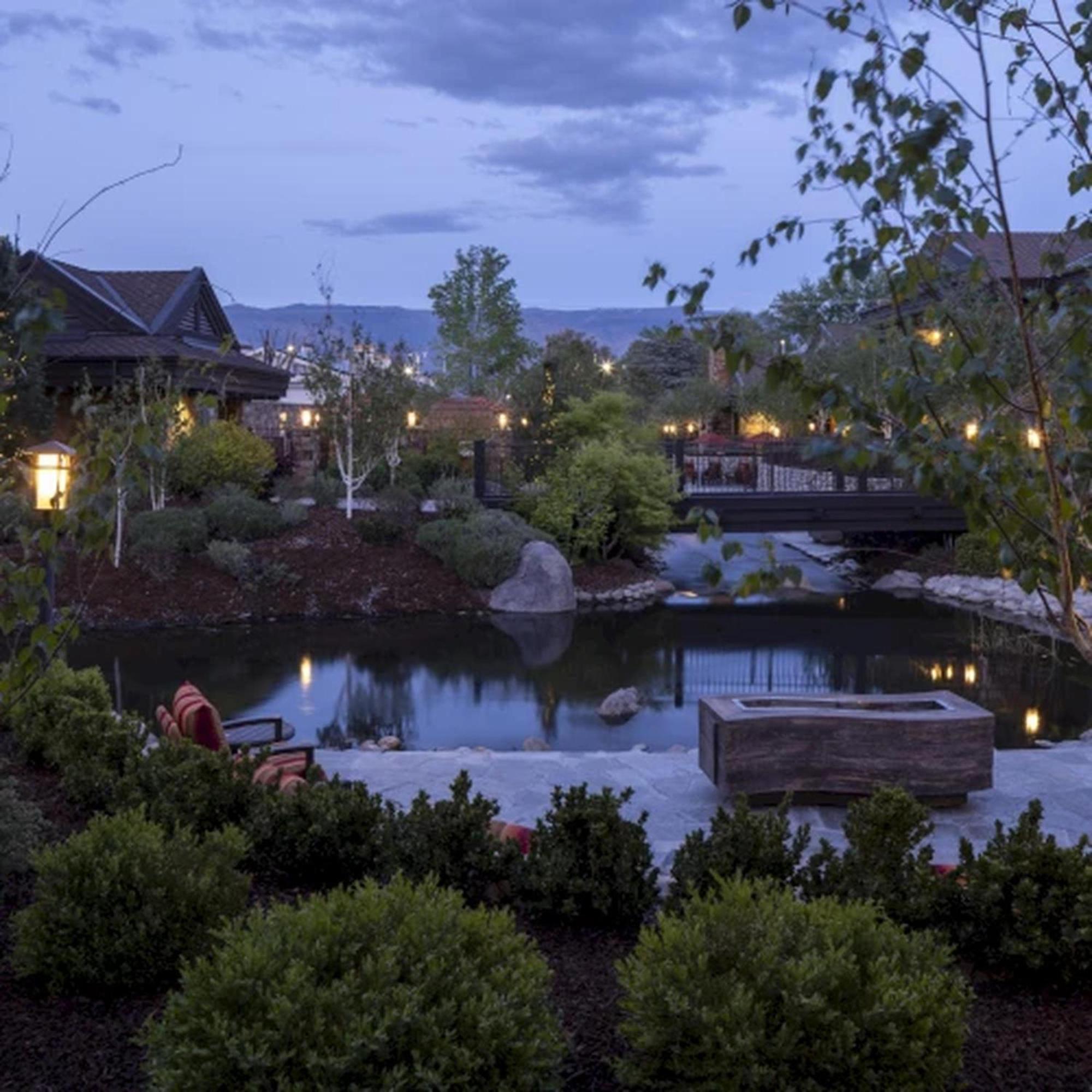 Wayfinder Hotel